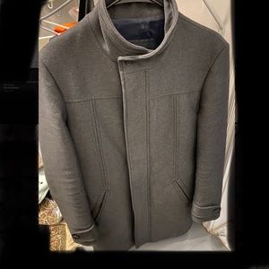 Zara Men’s long Coat Size M